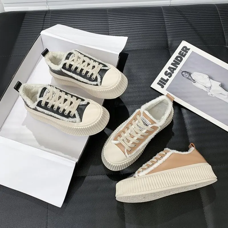 2024 New Spring Platform Shoes For Women Thick Sole Canvas Shoes Lace Up Round Toe Running Shoes Casual Flat Sneakers Female
2024 New Spring Platform Shoes For Women Thick Sole Canvas Shoes Lace Up Round Toe Running Shoes Casual Flat Sneakers Female