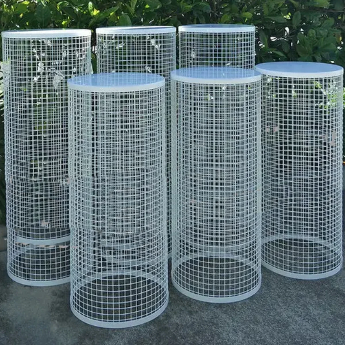 3pcs White gold/black/sliver painted Mesh Cylinder Plinths backdrop arch Flower Stand For Wedding Party stage Decoration 2681
3pcs White gold/black/sliver painted Mesh Cylinder Plinths backdrop arch Flower Stand For Wedding Party stage Decoration 2681