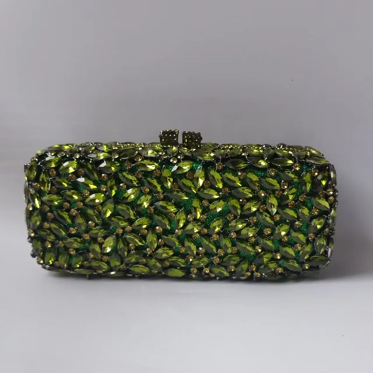 стеклянная обеденная сумка, инкрустированная бриллиантами, трехмерная сумка с животными, европейские и американские банкетные сумки, клатч с бриллиантами 
стеклянная обеденная сумка, инкрустированная бриллиантами, трехмерная сумка с животными, европейские и американские банкетные сумки, клатч с бриллиантами