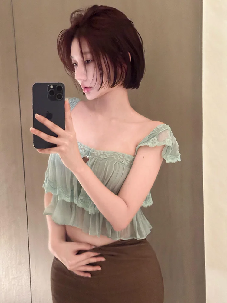 Green Short Lace Top And Skirt Set Women's Sexy Summer Fashion Two-Piece Suit Breathable Lightweight Breathable Spring Date
Green Short Lace Top And Skirt Set Women's Sexy Summer Fashion Two-Piece Suit Breathable Lightweight Breathable Spring Date