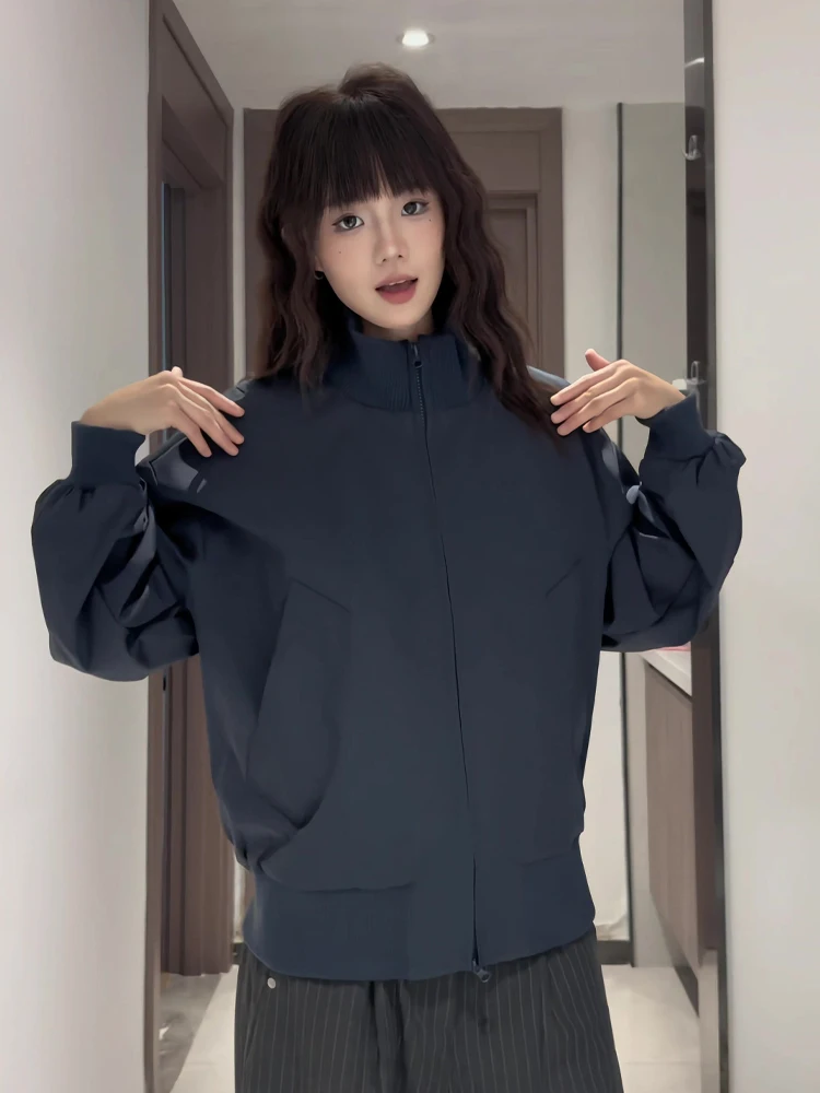 American Sle ort Bomber Jaet Men's Autumn Loose Fit f High Collar Baseball orm ort oulder Workwear Coat
American Sle ort Bomber Jaet Men's Autumn Loose Fit f High Collar Baseball orm ort oulder Workwear Coat