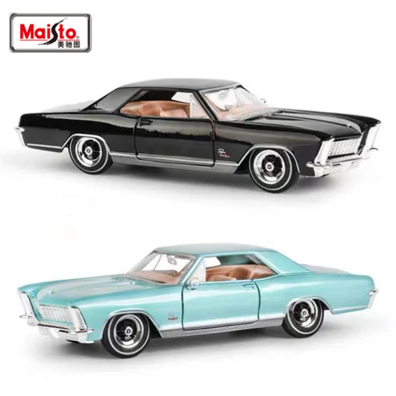 Maisto 1:26 1964 Buick Riviera Gran Sport, модель автомобиля в стиле ретро из сплава, литая под давлением металлическая классическая модель автомобиля, имитация детской игрушки в подарок
Maisto 1:26 1964 Buick Riviera Gran Sport, модель автомобиля в стиле ретро из сплава, литая под давлением металлическая классическая модель автомобиля, имитация детской игрушки в подарок