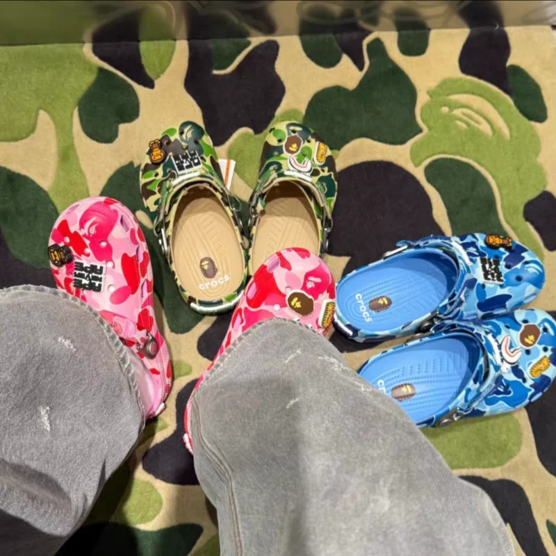 Anti-Slip Beach Shoes Monkey Trend Co-Branded Summer Limited Outdoor Casual Beach Shoes Hole Hole Slippers Breathable Soft Shoes
Anti-Slip Beach Shoes Monkey Trend Co-Branded Summer Limited Outdoor Casual Beach Shoes Hole Hole Slippers Breathable Soft Shoes