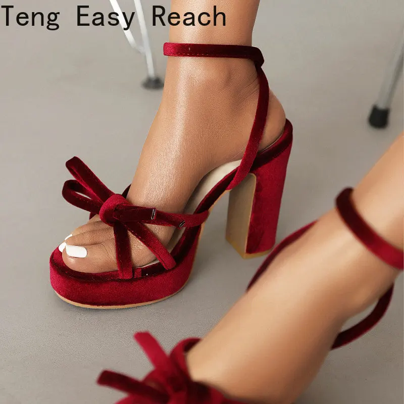 2023 New Women Sexy Platform Sandals Ankle Buckle Strap Female Shoes Block High Heels fashion Summer Ladies Footwear black red
2023 New Women Sexy Platform Sandals Ankle Buckle Strap Female Shoes Block High Heels fashion Summer Ladies Footwear black red