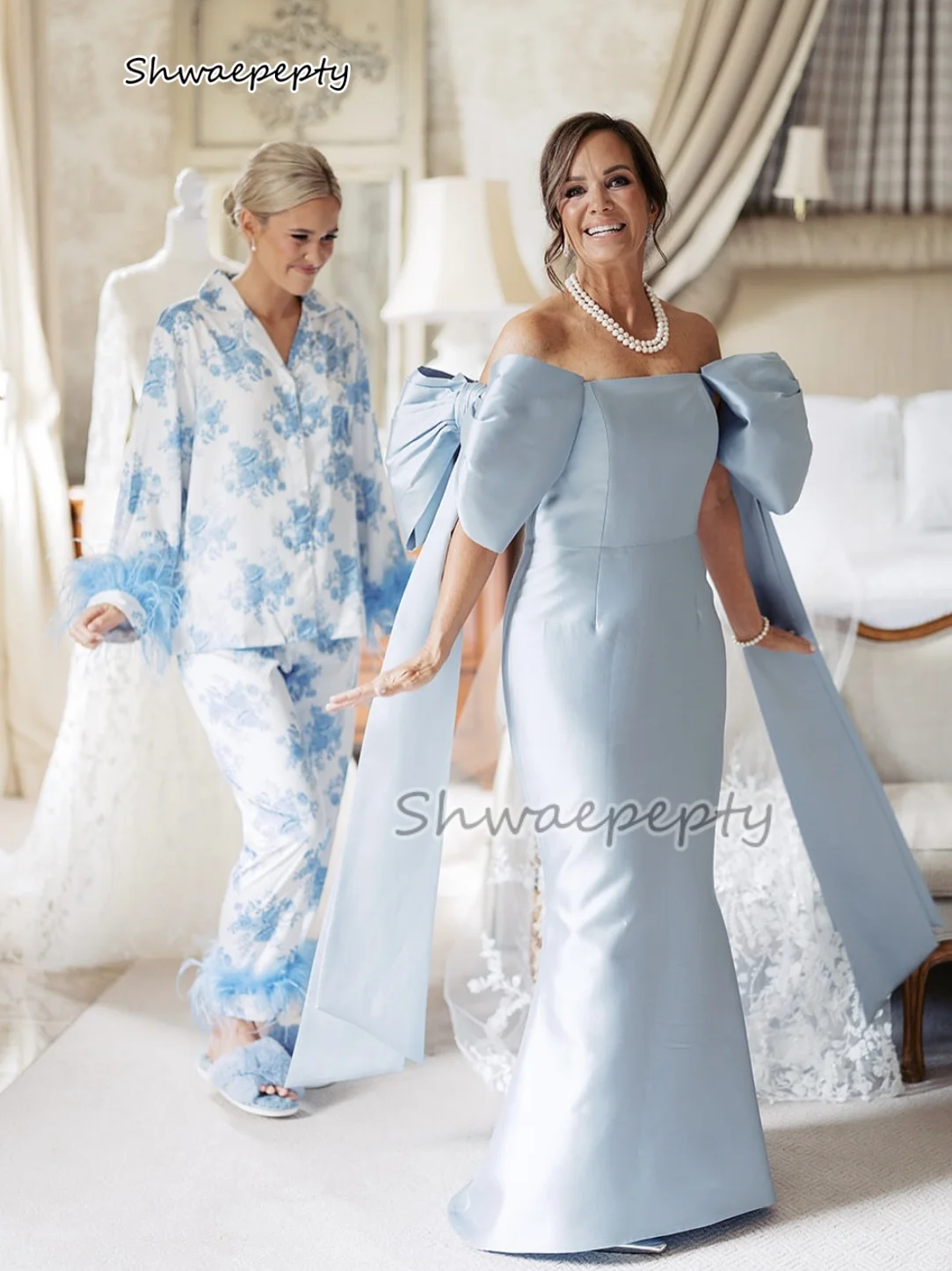 Elegant Bow Off Shoulder Mother Of The Bride Dress Floor Length Light Sky Blue Satin Straight Long Wedding Party Gown Customized
Elegant Bow Off Shoulder Mother Of The Bride Dress Floor Length Light Sky Blue Satin Straight Long Wedding Party Gown Customized