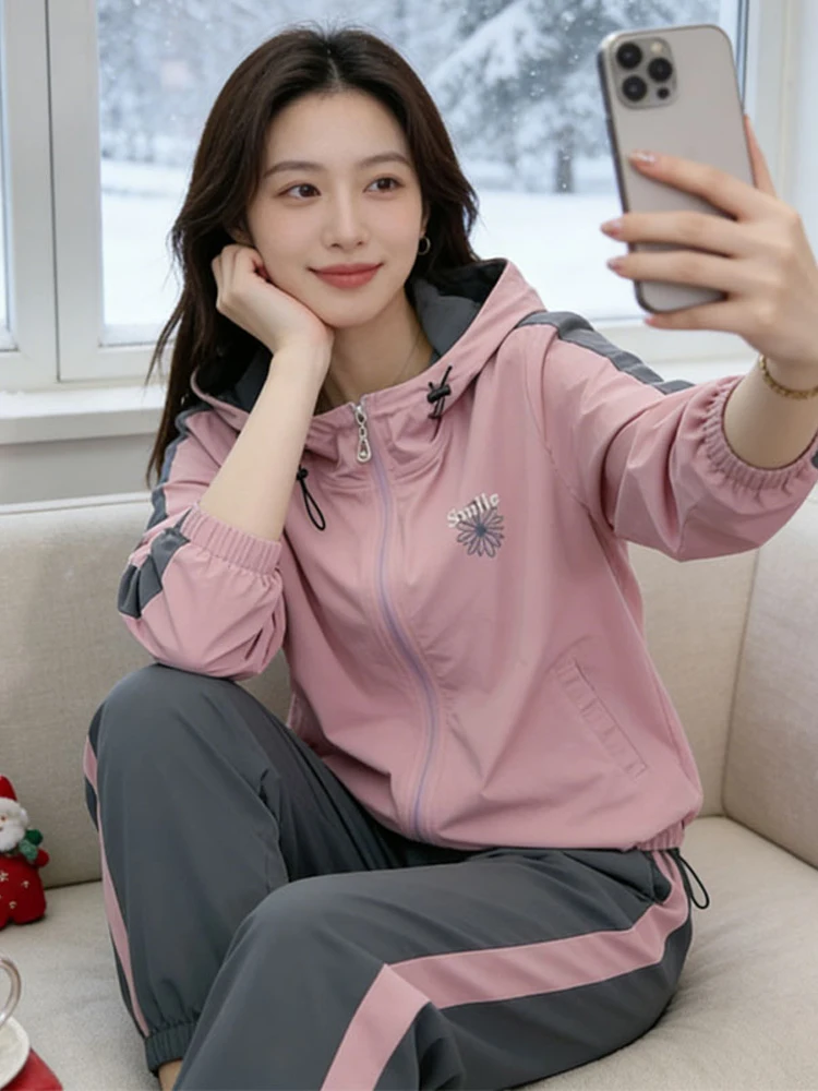 Casual Sportswear Set Women's Spring Autumn Faionable Hoodie Running Pants Two Piece Set Small Size Leisure Active Outfit
Casual Sportswear Set Women's Spring Autumn Faionable Hoodie Running Pants Two Piece Set Small Size Leisure Active Outfit