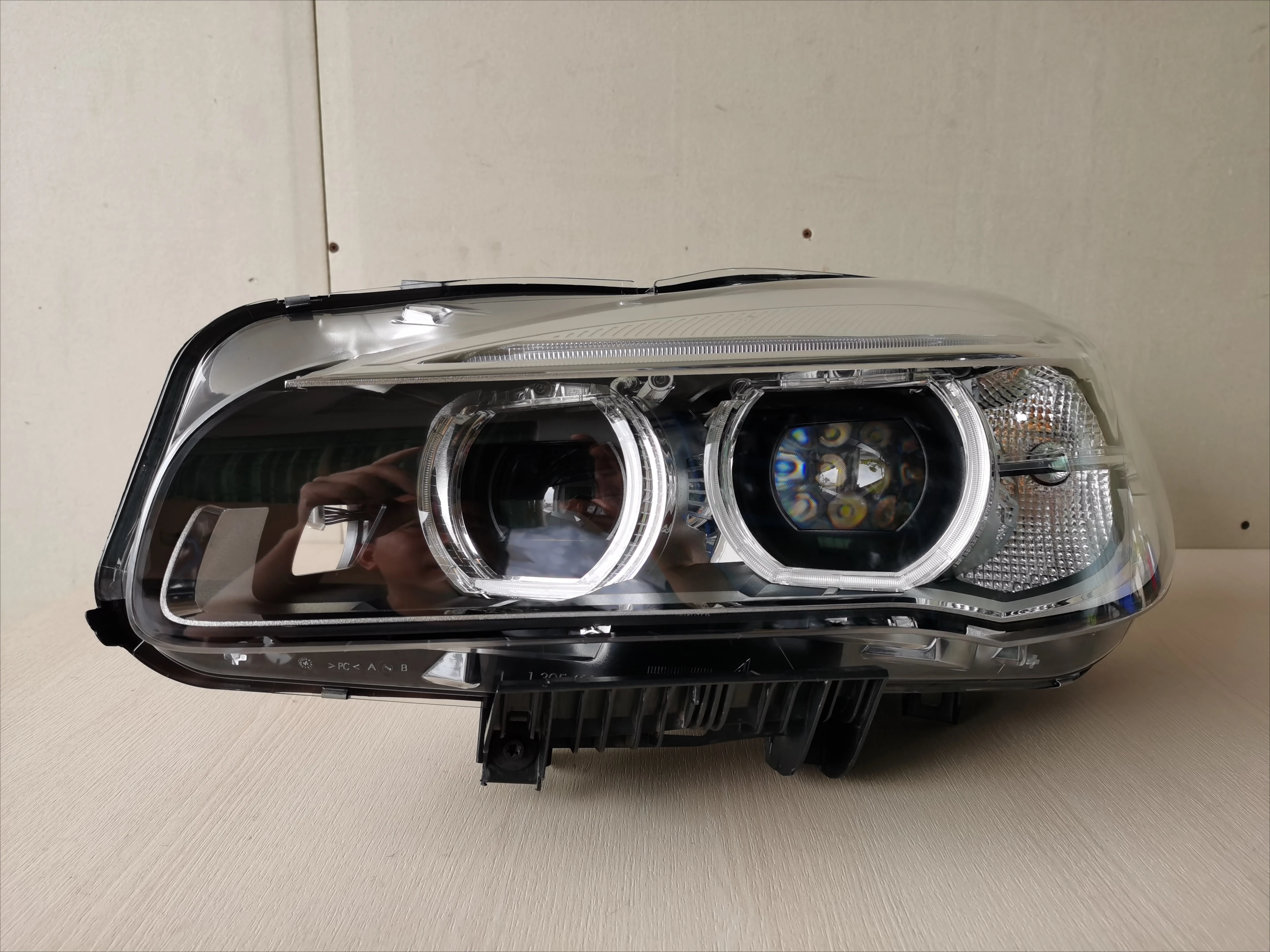 Travel Edition Двухдверные автомобильные фары Ксеноновые фары для обновления Bmw 2 серии F45 63117391403 / 63117391404
Travel Edition Двухдверные автомобильные фары Ксеноновые фары для обновления Bmw 2 серии F45 63117391403 / 63117391404