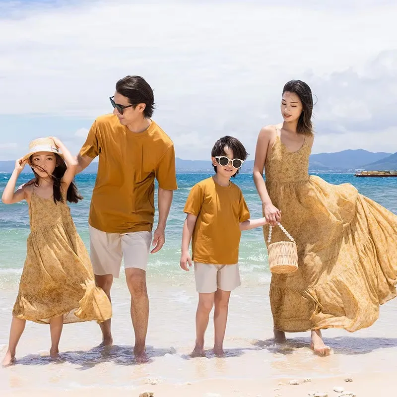 Family Beach Clothing Mother and Daughter Matching Resort Yellow Dress Sleeveless Father Son T Shirts Set Vacation Women Dresses
Family Beach Clothing Mother and Daughter Matching Resort Yellow Dress Sleeveless Father Son T Shirts Set Vacation Women Dresses
