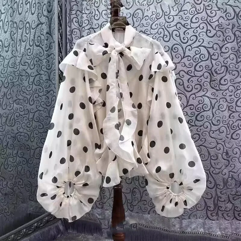 French Style Polka Dot Shirt Women's Spring Autumn New Elegant Unique Long Sleeve Blouse Lace Splicing Knot Design
French Style Polka Dot Shirt Women's Spring Autumn New Elegant Unique Long Sleeve Blouse Lace Splicing Knot Design