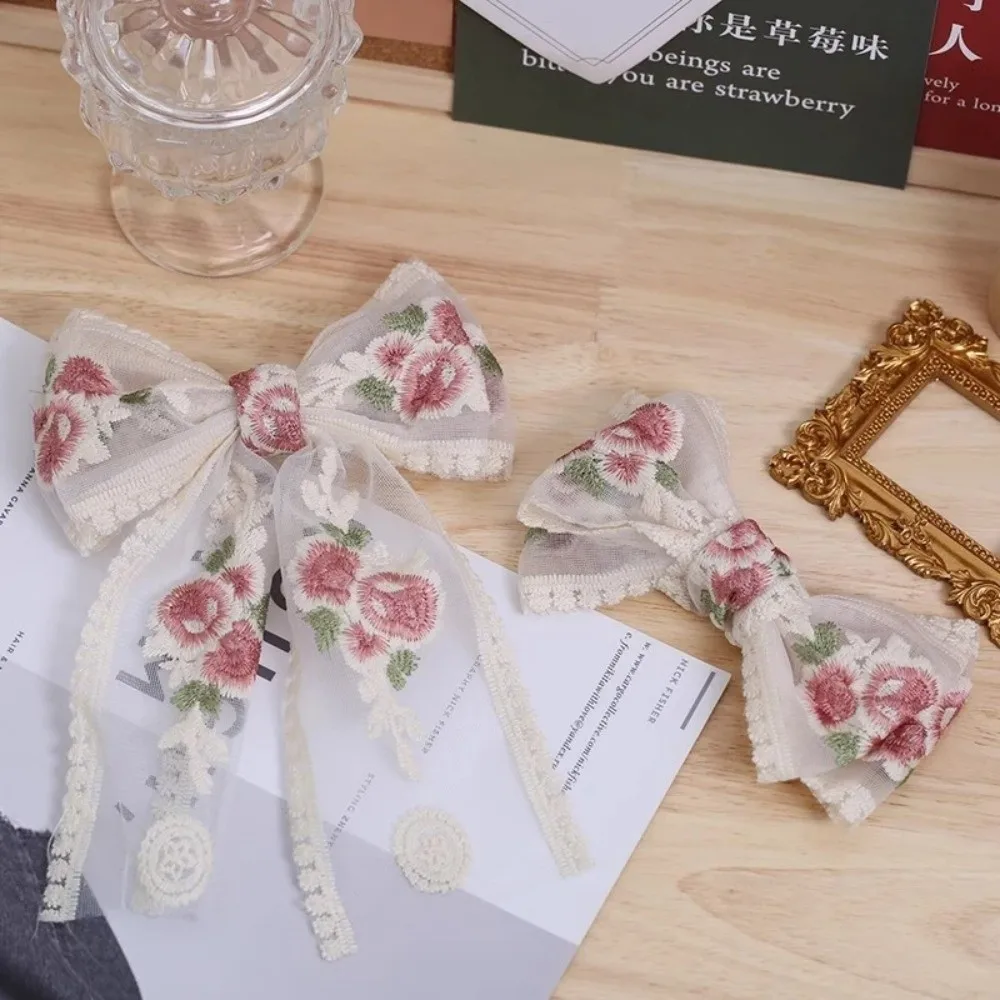 3.5IN x 5 Yards Lace Trim Ribbons Craft Sewing Handmade Bows Embroidery Ribbons Bridal Bouquets DIY Handicrafts Floral Ribbon
3.5IN x 5 Yards Lace Trim Ribbons Craft Sewing Handmade Bows Embroidery Ribbons Bridal Bouquets DIY Handicrafts Floral Ribbon