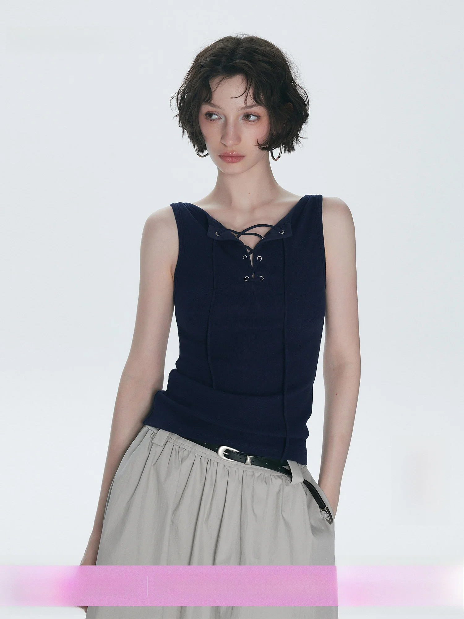 Annachic Stylish Retro Dark Blue Tie Waist Vest Women's Loose Sleeveless Top Outerwear Comfortable U-Neck Color Casual
Annachic Stylish Retro Dark Blue Tie Waist Vest Women's Loose Sleeveless Top Outerwear Comfortable U-Neck Color Casual
