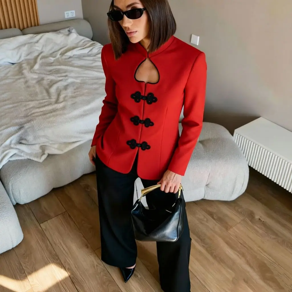 Fashion Love Hollow Coat Women's Commuter Buckle Stand-up Collar Jacket Women's Slim Jacket
Fashion Love Hollow Coat Women's Commuter Buckle Stand-up Collar Jacket Women's Slim Jacket