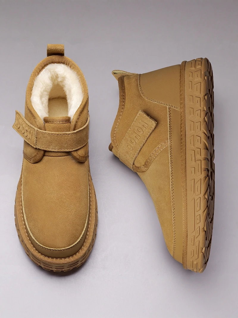 Men's Winter Thickened Fleece Lined Snow Boots Leather Fur Integrated Warm Cotton Boots Thick Heel Cold Resistant Cotton Shoes
Men's Winter Thickened Fleece Lined Snow Boots Leather Fur Integrated Warm Cotton Boots Thick Heel Cold Resistant Cotton Shoes