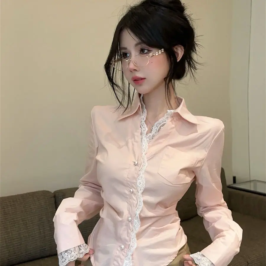 French Cutout Lace Lace Polo Collar Shirt Femininity Pinched Waist Slimming Shirt Autumn High-grade Long-sleeved Top
French Cutout Lace Lace Polo Collar Shirt Femininity Pinched Waist Slimming Shirt Autumn High-grade Long-sleeved Top