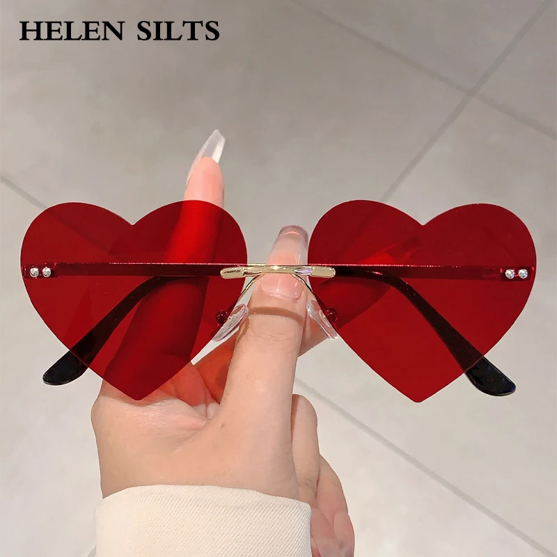 Women's Cat Eye Sunglasses Metal Hinge UV400 Luxury Fashion Candy Colors Heart Sharp Design Popular Style
Women's Cat Eye Sunglasses Metal Hinge UV400 Luxury Fashion Candy Colors Heart Sharp Design Popular Style