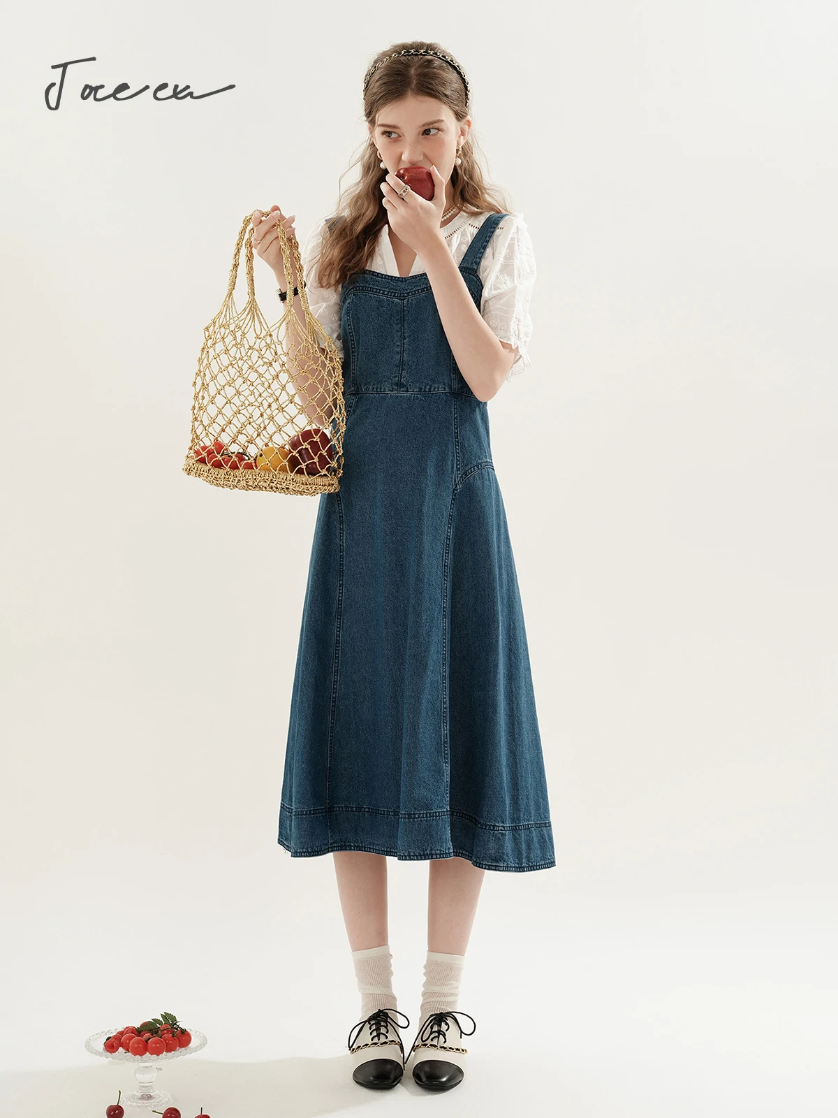 JOREEU Women's Sleeveless Denim Dress 2024 Summer Vintage Style Square Collar A Line Flared Midi Dresses Female Clothing TM00118
JOREEU Women's Sleeveless Denim Dress 2024 Summer Vintage Style Square Collar A Line Flared Midi Dresses Female Clothing TM00118