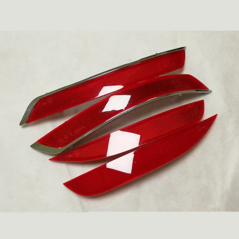 Rear bumper reflector for 14-17 Brilliance V5/H530 Rear bumper lamp
Rear bumper reflector for 14-17 Brilliance V5/H530 Rear bumper lamp