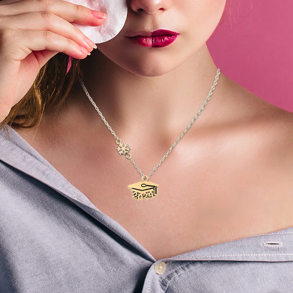 150 Pcs Graduation Cap Pendant 2024 Number Keychain Charms Zinc Alloy Crafting DIY Jewelry Making Accessories Graduation Party
150 Pcs Graduation Cap Pendant 2024 Number Keychain Charms Zinc Alloy Crafting DIY Jewelry Making Accessories Graduation Party