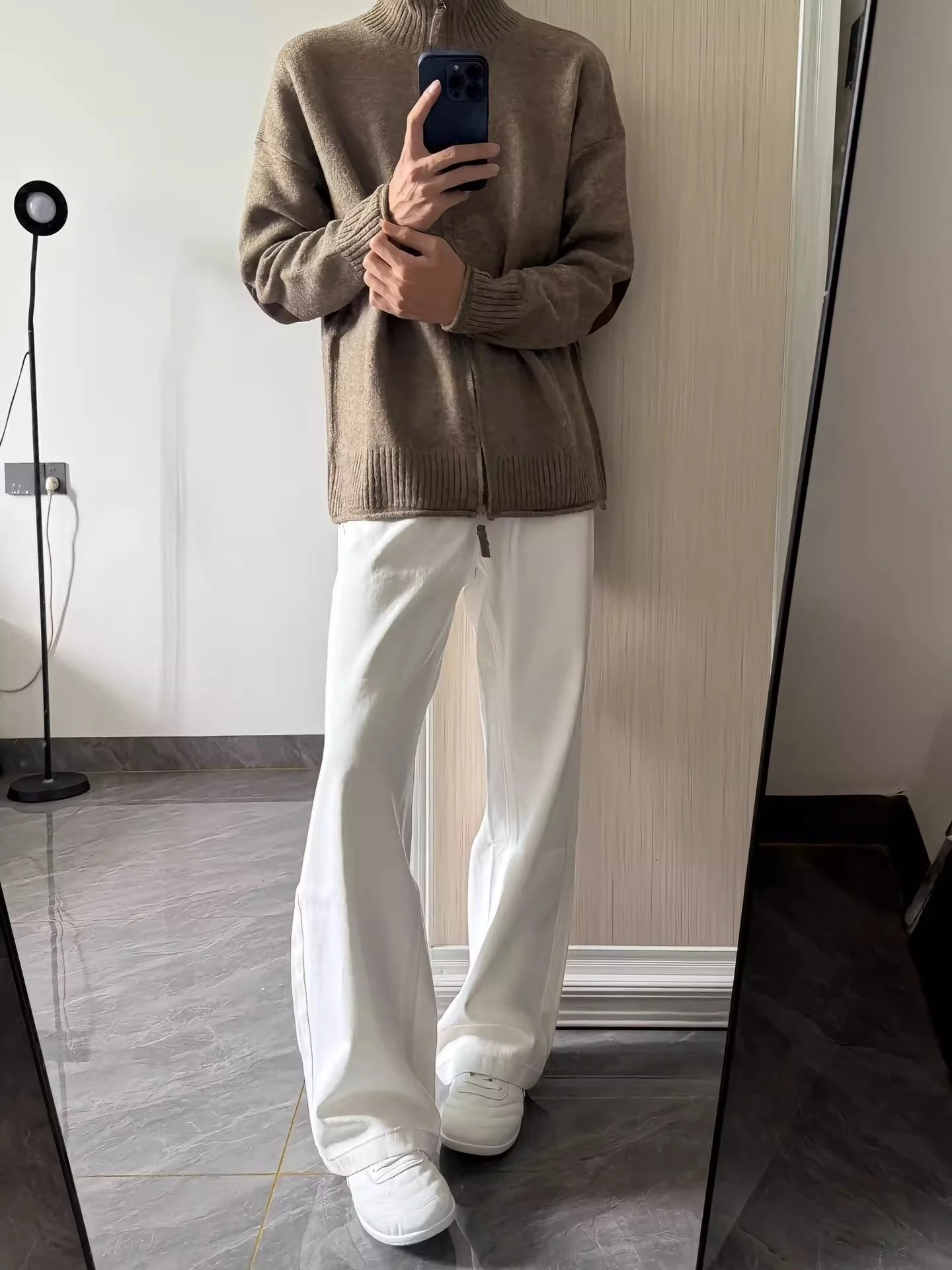 White High Waist Straight Leg Knife Jeans Men's American High Street Vibe Cleanfit Bootcut Pants Casual Wear
White High Waist Straight Leg Knife Jeans Men's American High Street Vibe Cleanfit Bootcut Pants Casual Wear