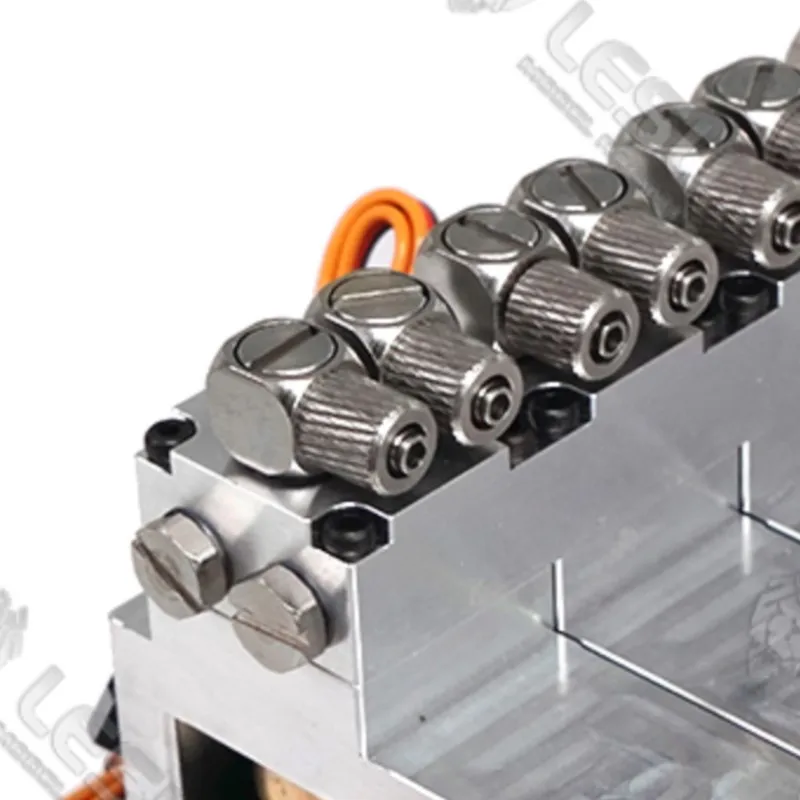 LESU Metal 4CH Reversing Valve 12Kg Servo for 1/14 RC Hydraulic Loader Excavator Dumper Truck Remote Control Toys Th16737-SMT3
LESU Metal 4CH Reversing Valve 12Kg Servo for 1/14 RC Hydraulic Loader Excavator Dumper Truck Remote Control Toys Th16737-SMT3