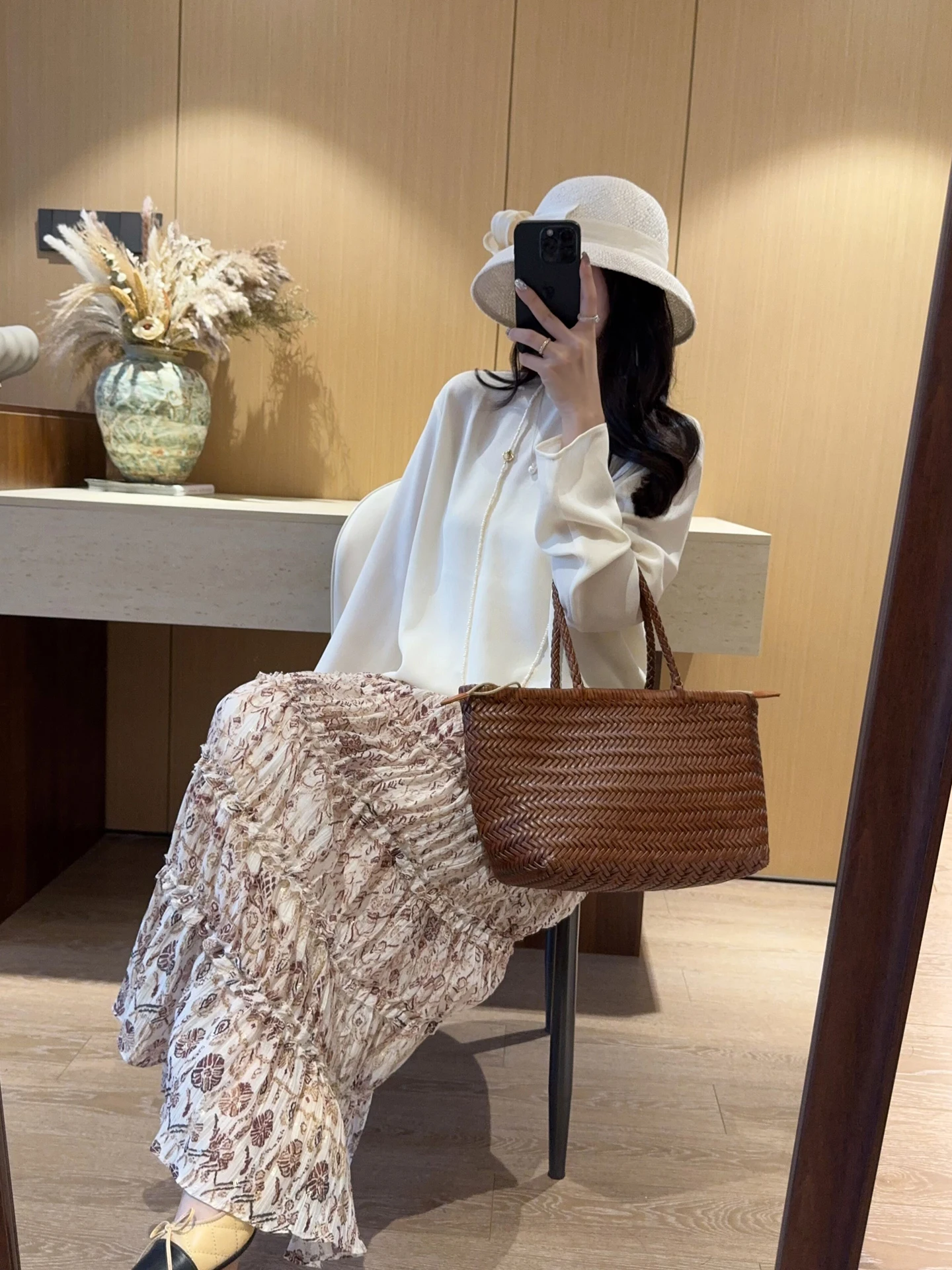 Elegant Vacation Style Retro Print Gold Thread Cake Skirt Slimming High Waist A-Line Skirt Spring Summer Ladies Skirts
Elegant Vacation Style Retro Print Gold Thread Cake Skirt Slimming High Waist A-Line Skirt Spring Summer Ladies Skirts