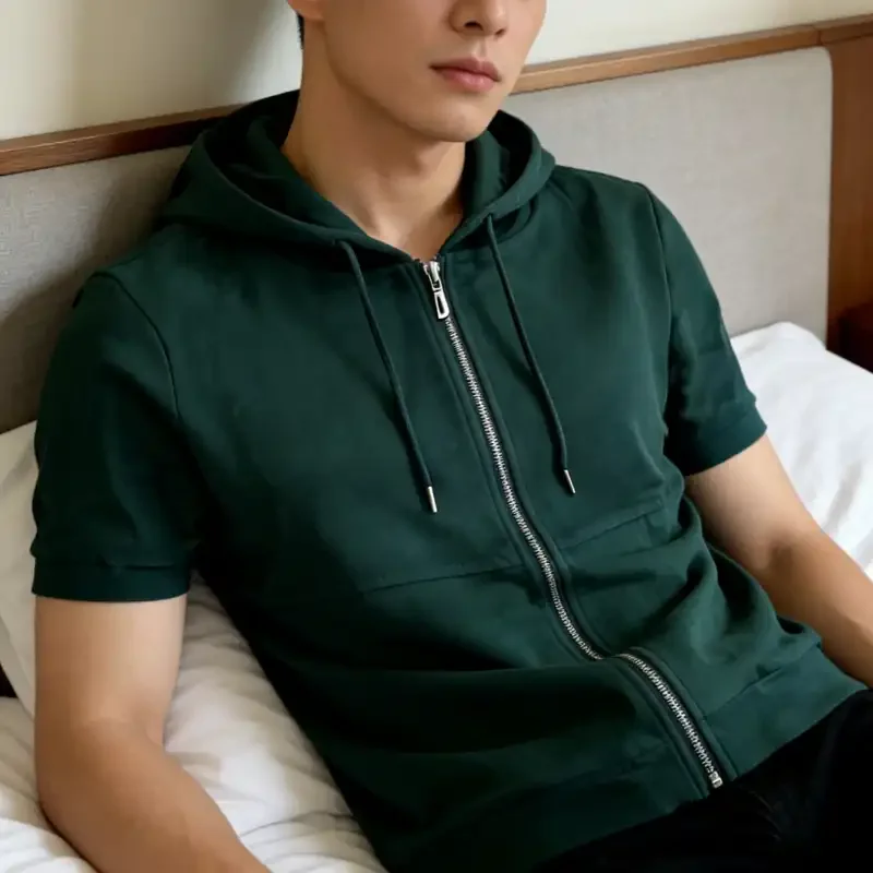 Men's Hooded Zippered Short Sleeve T-Shirt Casual Daily Wear Breathable Solid Color Knit Top
Men's Hooded Zippered Short Sleeve T-Shirt Casual Daily Wear Breathable Solid Color Knit Top