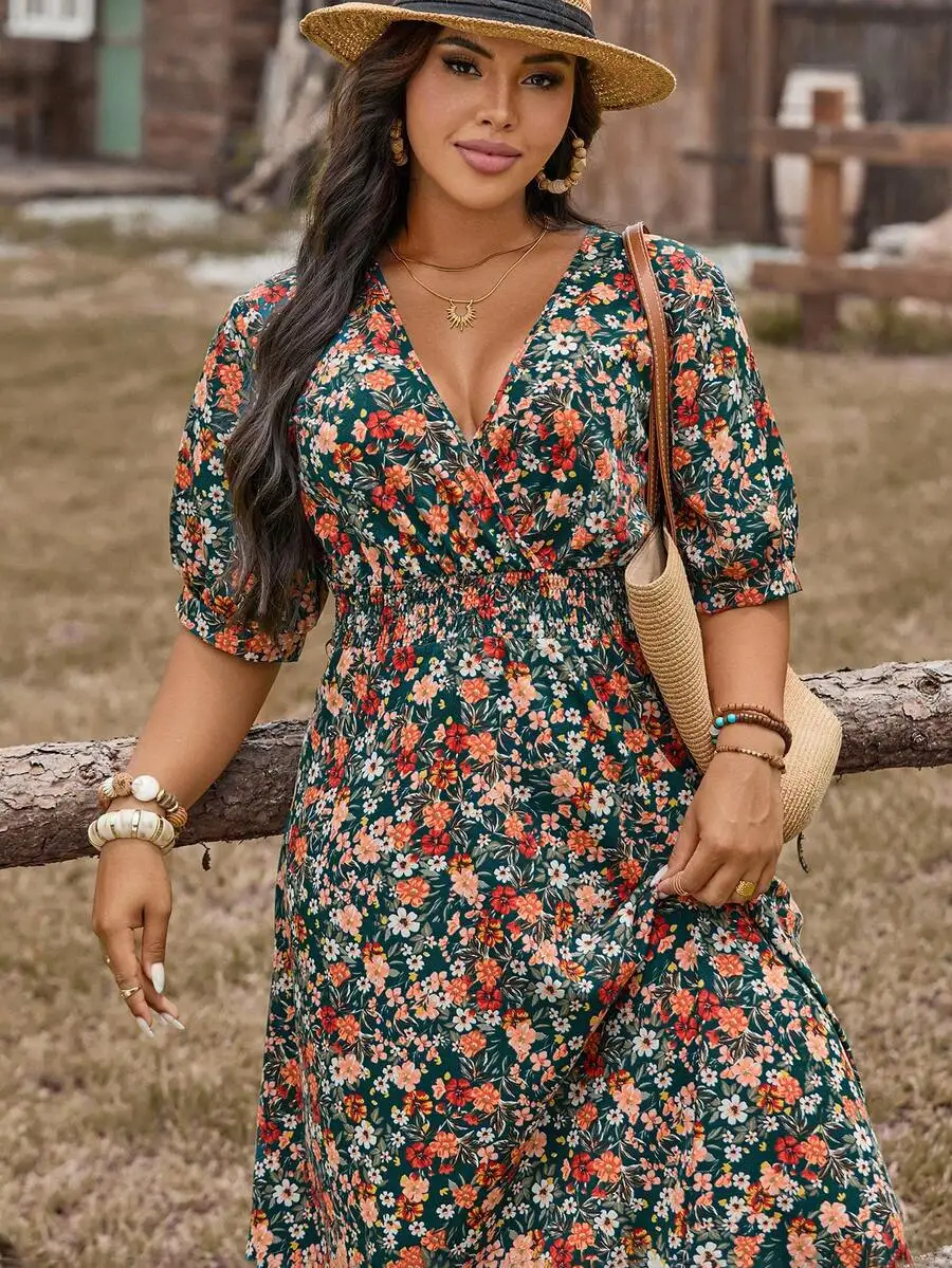 Plus Size Women Vacation Deep V-Neck Floral Print Casual Dress
Plus Size Women Vacation Deep V-Neck Floral Print Casual Dress