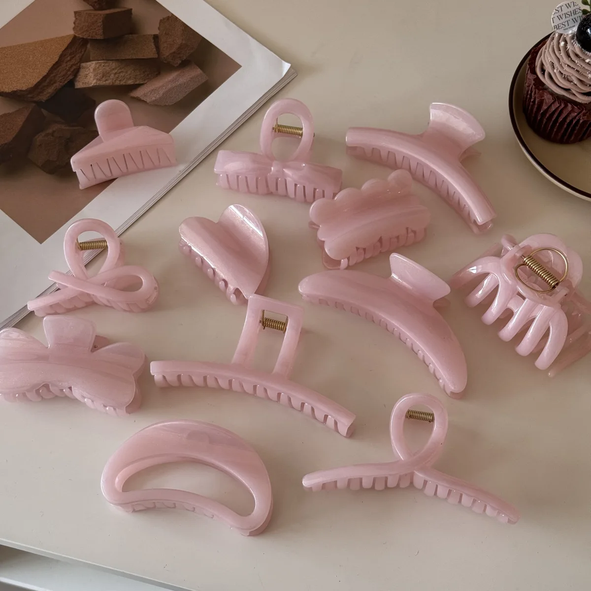For Sweet Girls Hair Accessories New Design Geometry Pink Jelly Fine-Glitter Solid Color Hair Clip Simple Plastic Shark Clip
For Sweet Girls Hair Accessories New Design Geometry Pink Jelly Fine-Glitter Solid Color Hair Clip Simple Plastic Shark Clip