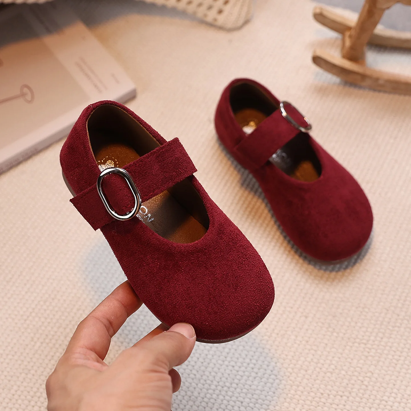 Children's Dress Shoes for Party Girls Leather Shoes Toddlers Flats Princess Sweet Little Kids Soft Shoes T-strap Retro Classic
Children's Dress Shoes for Party Girls Leather Shoes Toddlers Flats Princess Sweet Little Kids Soft Shoes T-strap Retro Classic