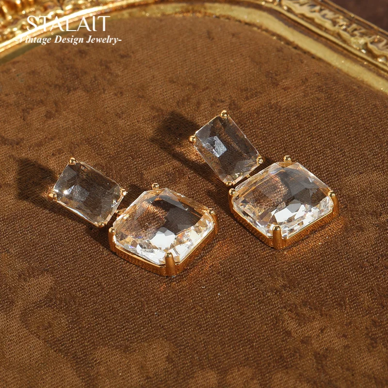 Vintage Transparent Crystal Drop Earrings White Luxury Woman Gold Color Dangle Square Accessories Wedding Valentine Day Gift
Vintage Transparent Crystal Drop Earrings White Luxury Woman Gold Color Dangle Square Accessories Wedding Valentine Day Gift