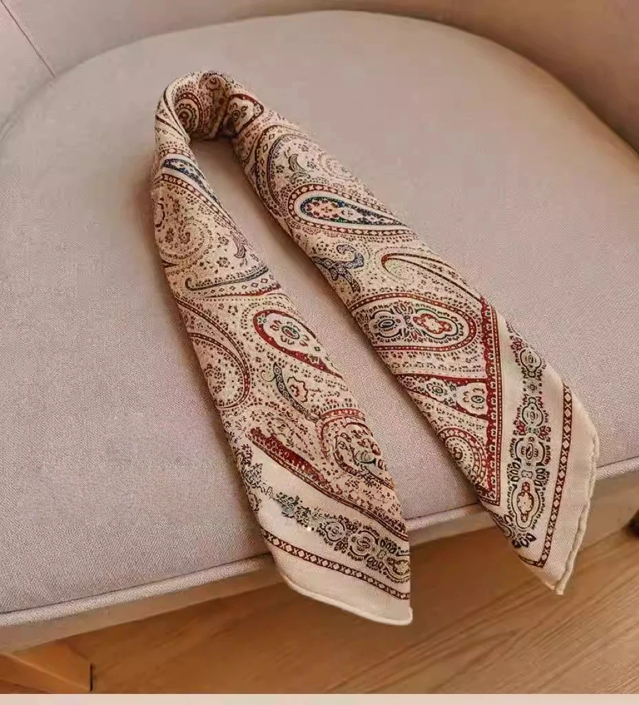 2026 Vintage Wool Silk Scarves Woman Autumn Ethnic Paisley Pattern Neck Scarves Headscarf Boho Winter Accessories
2026 Vintage Wool Silk Scarves Woman Autumn Ethnic Paisley Pattern Neck Scarves Headscarf Boho Winter Accessories