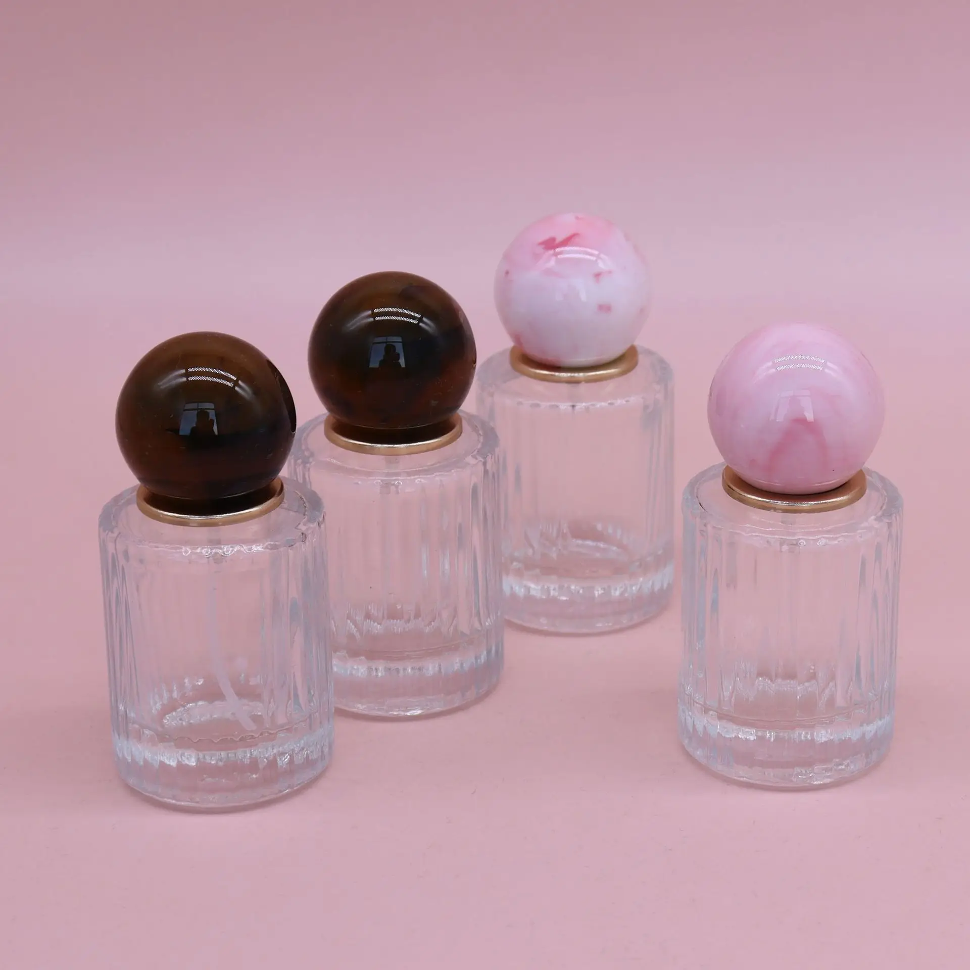 1Pcs 30ML Portable Perfume Refillable Bottle with Glass Body and ABS Cap,Glass Spray Bottle Cosmetic Containers
1Pcs 30ML Portable Perfume Refillable Bottle with Glass Body and ABS Cap,Glass Spray Bottle Cosmetic Containers