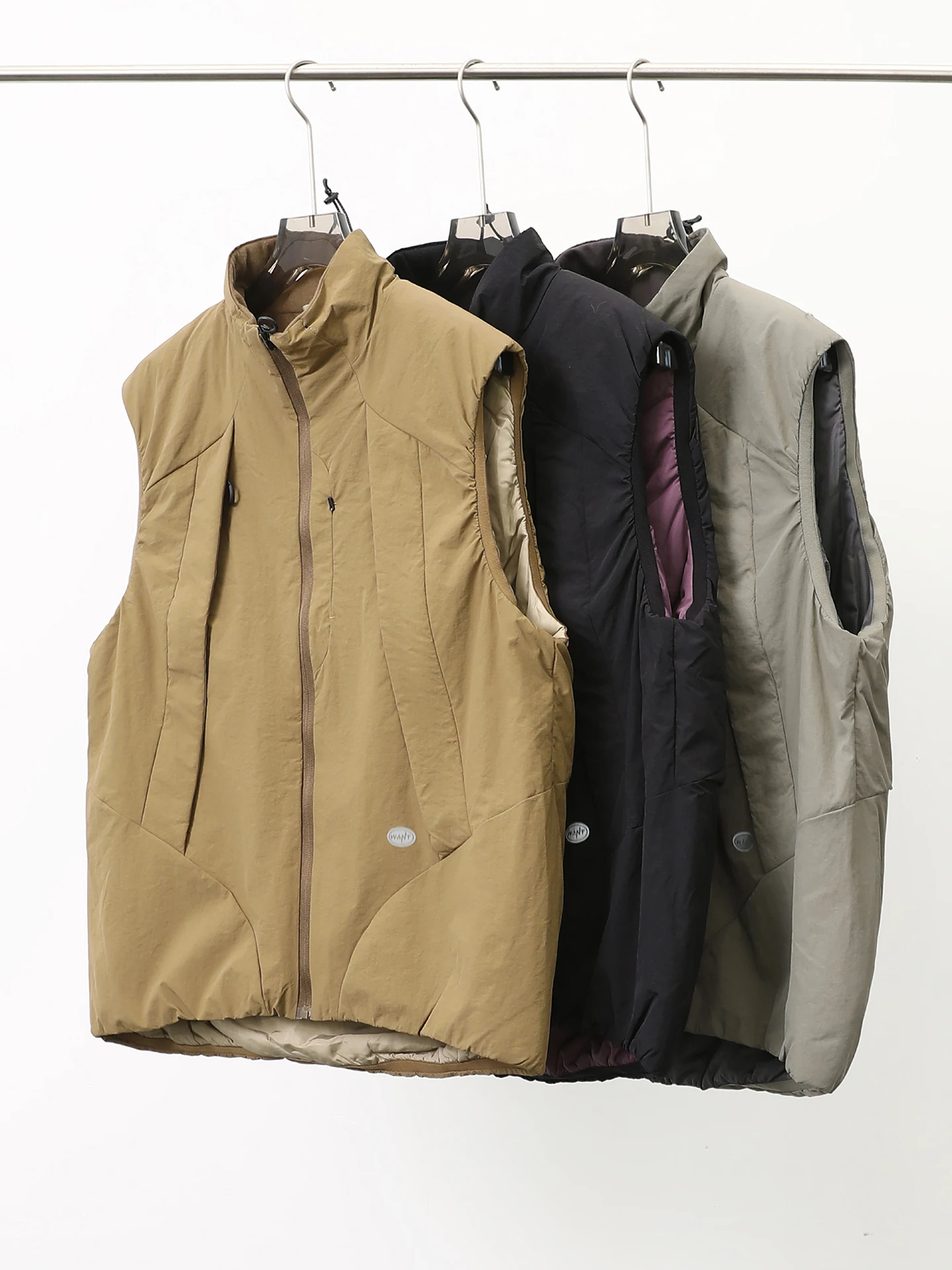 Водонепроницаемый хлопковый жилет для мужчин, зимняя модная повседневная одежда, теплый, с большим карманом, воротником-стойкой, из полиэфирного волокна, на молнии
Водонепроницаемый хлопковый жилет для мужчин, зимняя модная повседневная одежда, теплый, с большим карманом, воротником-стойкой, из полиэфирного волокна, на молнии