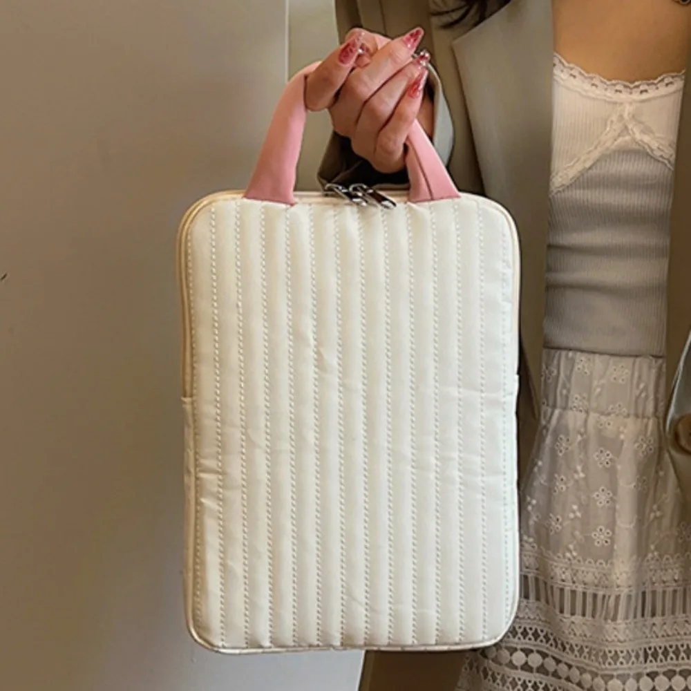 Портативный чехол для ноутбука, мягкий чехол, легкий защитный чехол для компьютера, противоударный чехол для ноутбука в корейском стиле
Портативный чехол для ноутбука, мягкий чехол, легкий защитный чехол для компьютера, противоударный чехол для ноутбука в корейском стиле