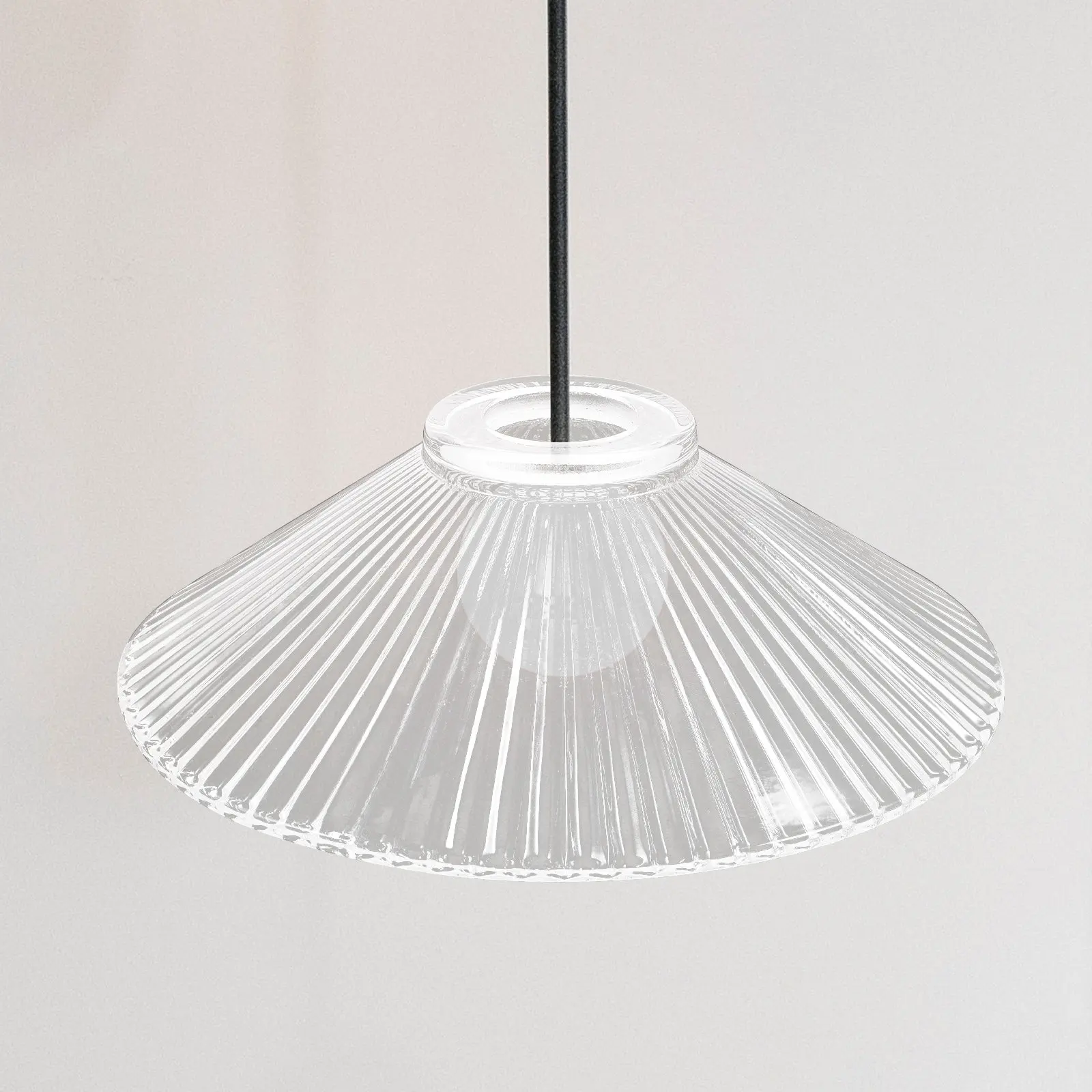 Pendant Light Shade Seed Glass Heat Resistant Transparent Replacement Glass Lampshade for Ceiling Pendant Hanging Light Fixtures
Pendant Light Shade Seed Glass Heat Resistant Transparent Replacement Glass Lampshade for Ceiling Pendant Hanging Light Fixtures