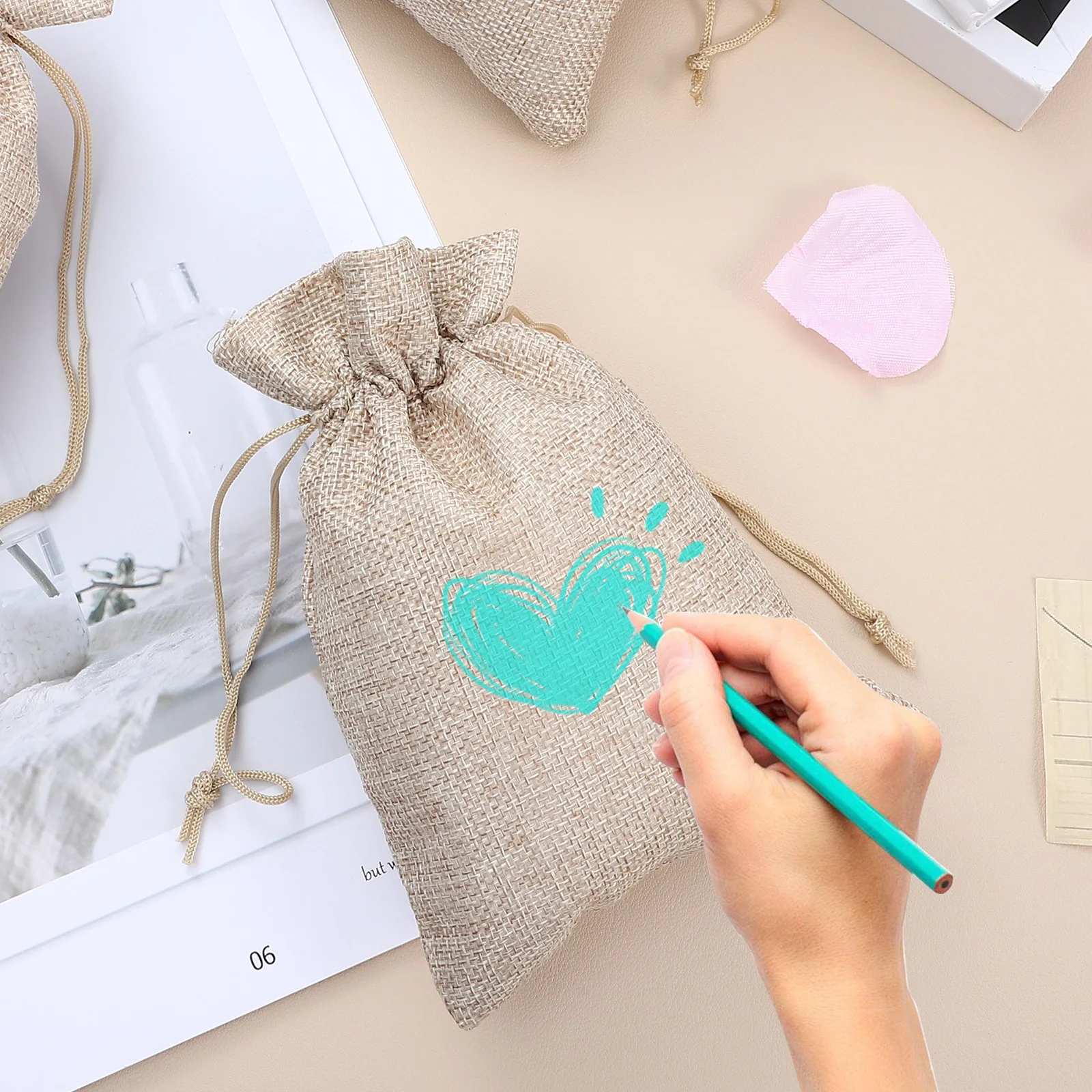 50pcs Hessian With Drawstring Reusable Burlap Gift Storage Pouches For Wedding Party Favors Candy Coins Crafts Burlap Drawstring
50pcs Hessian With Drawstring Reusable Burlap Gift Storage Pouches For Wedding Party Favors Candy Coins Crafts Burlap Drawstring