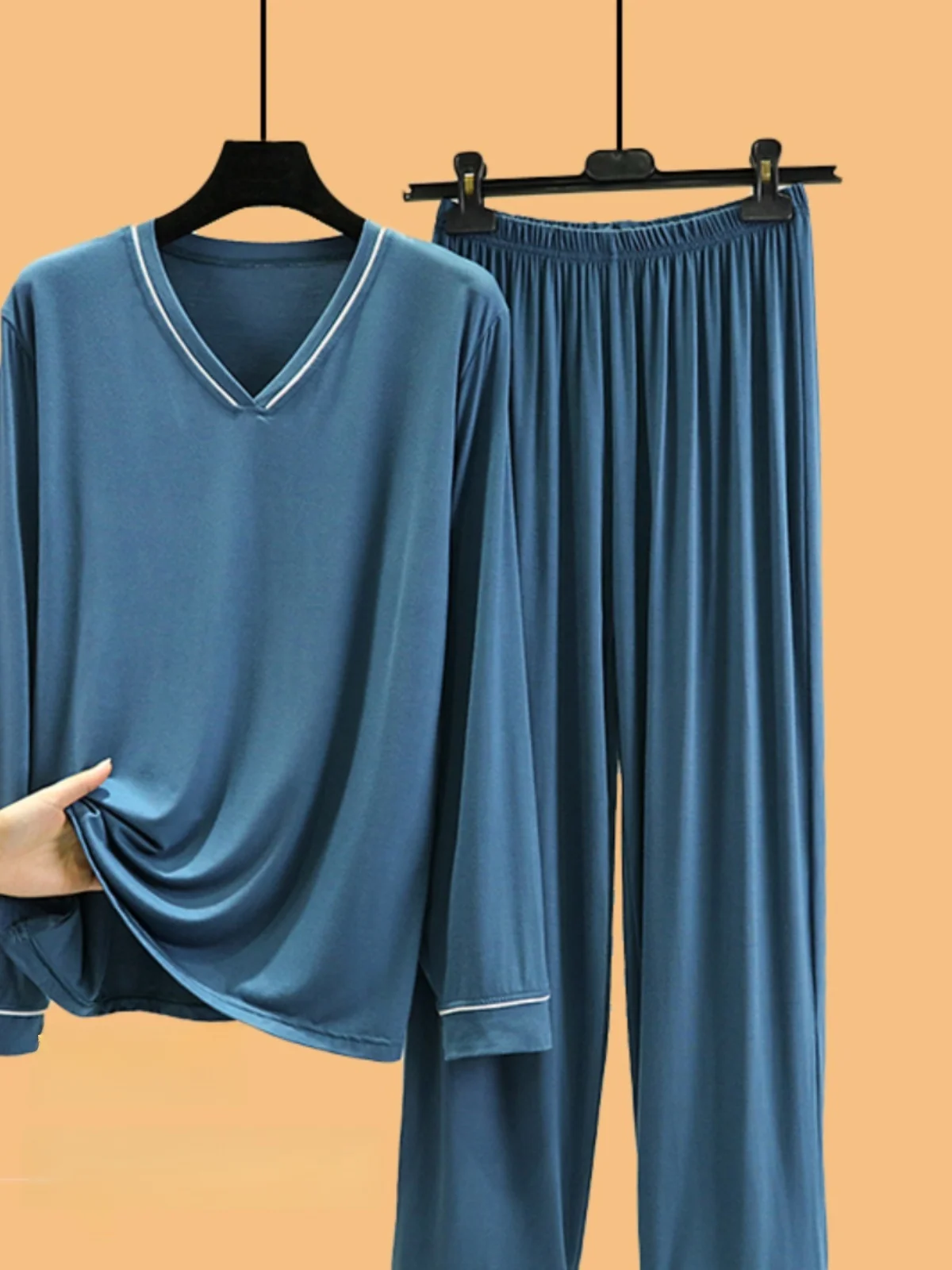 Modal Long Sleeve Sleepwear V-Neck Loose Thin Top And Pants Two-Piece Set for Women Summer Casual Home Clothes
Modal Long Sleeve Sleepwear V-Neck Loose Thin Top And Pants Two-Piece Set for Women Summer Casual Home Clothes