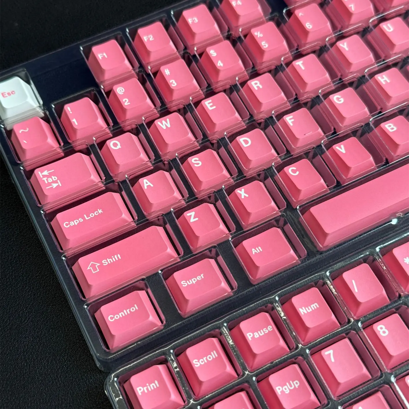 120-key Peach Blossom Keycap Cherry Height Sublimation Keycap PBT Material Suitable For 75 87 98 104 Mechanical Keyboard
120-key Peach Blossom Keycap Cherry Height Sublimation Keycap PBT Material Suitable For 75 87 98 104 Mechanical Keyboard