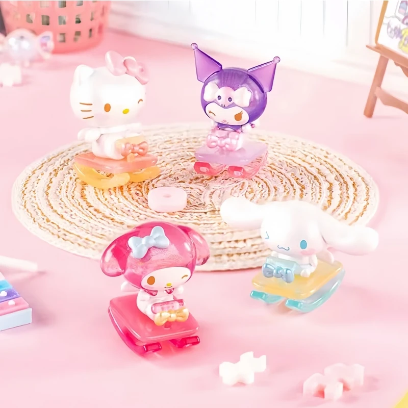 Sanrio Childlike Shake Series слепая коробка-милый боб Hello Kitty Kuromi зерновой орнамент модная коллекционная игрушка подарки на день рождения 
Sanrio Childlike Shake Series слепая коробка-милый боб Hello Kitty Kuromi зерновой орнамент модная коллекционная игрушка подарки на день рождения