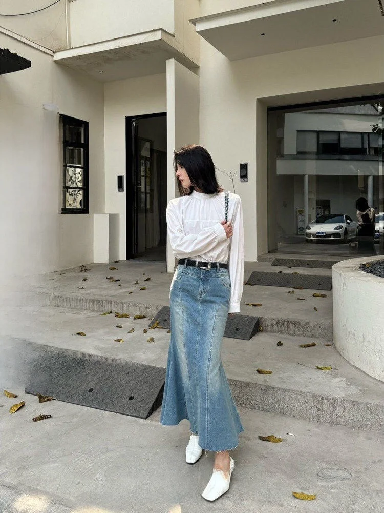 Юбка-трапеция из денима с высокой талией, полу-длинная, хлопковая, повседневная, женская, с эффектом потертости, стройнящая, весна 2025
Юбка-трапеция из денима с высокой талией, полу-длинная, хлопковая, повседневная, женская, с эффектом потертости, стройнящая, весна 2025