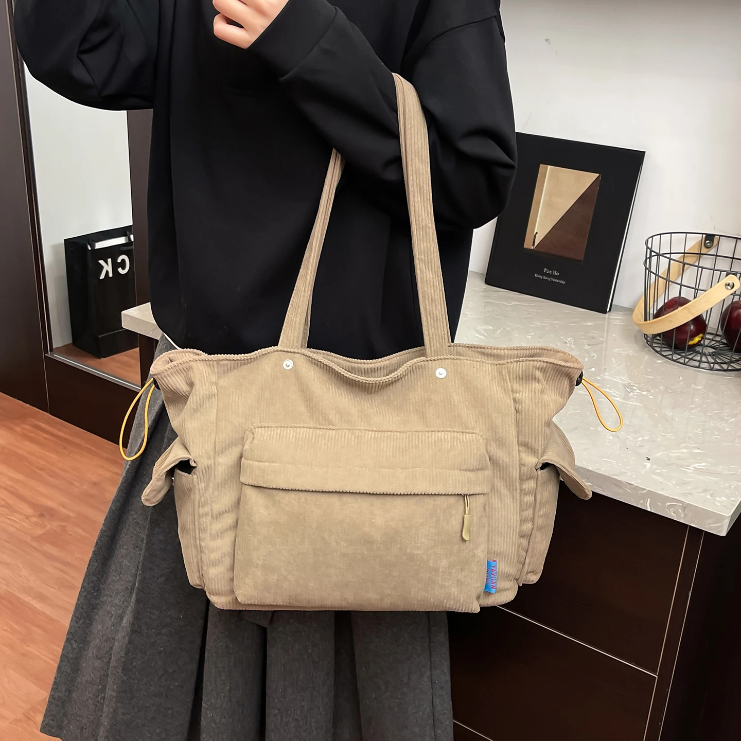 Casual women's nylon new large capacity shoulder bag handbag tote bag сумка bolsos mujer ita bag bags for woman 에코백
Casual women's nylon new large capacity shoulder bag handbag tote bag сумка bolsos mujer ita bag bags for woman 에코백