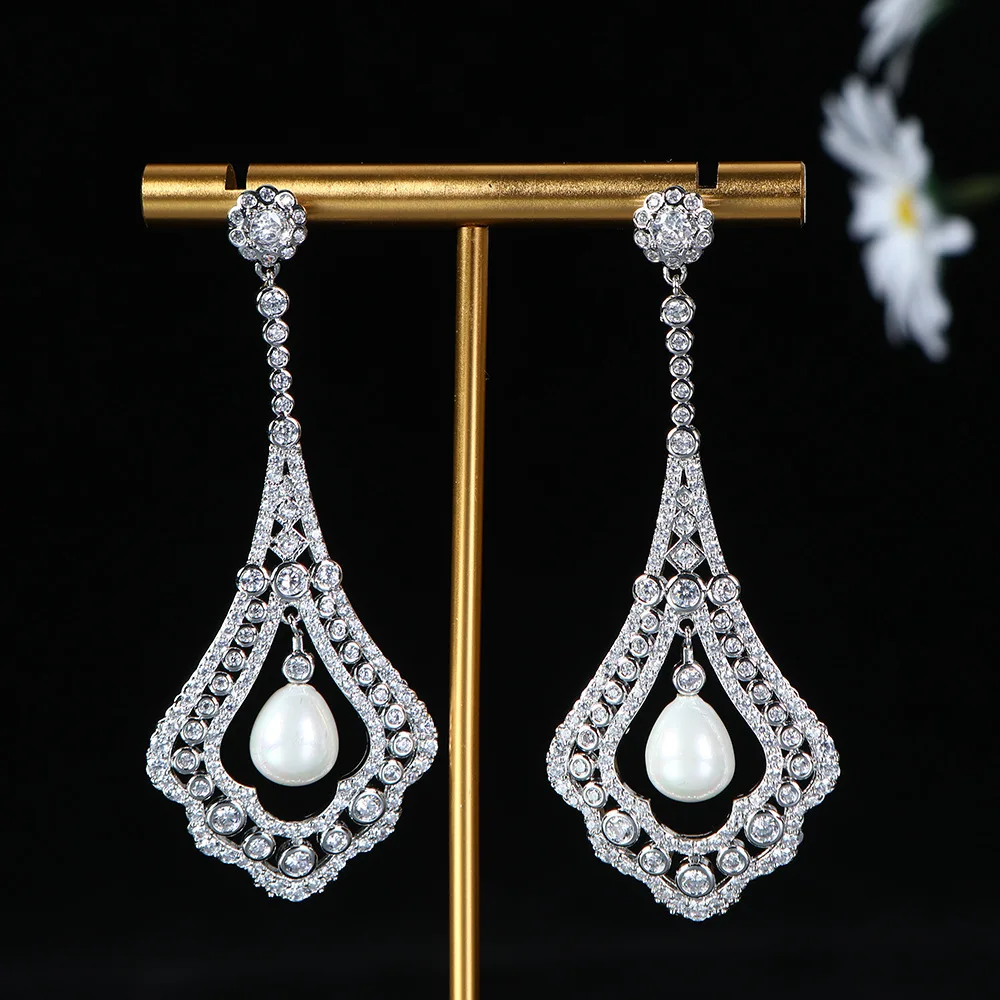 luxury jewelry earrings silver gold color zircon wedding dinner party long dangle earrings elegant female gift gala event
luxury jewelry earrings silver gold color zircon wedding dinner party long dangle earrings elegant female gift gala event