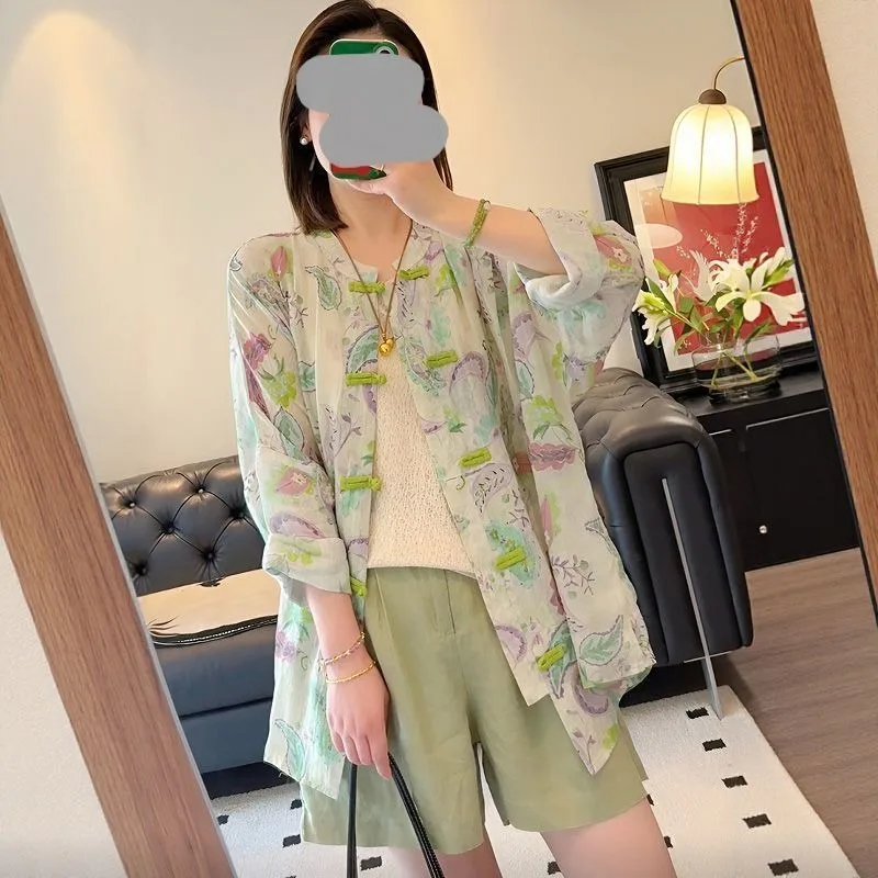 A New Chinese-style Retro Suit for Women Purple Button-up Sun-protective Shirt and Complete Set of Trendy High-end Shorts Style
A New Chinese-style Retro Suit for Women Purple Button-up Sun-protective Shirt and Complete Set of Trendy High-end Shorts Style