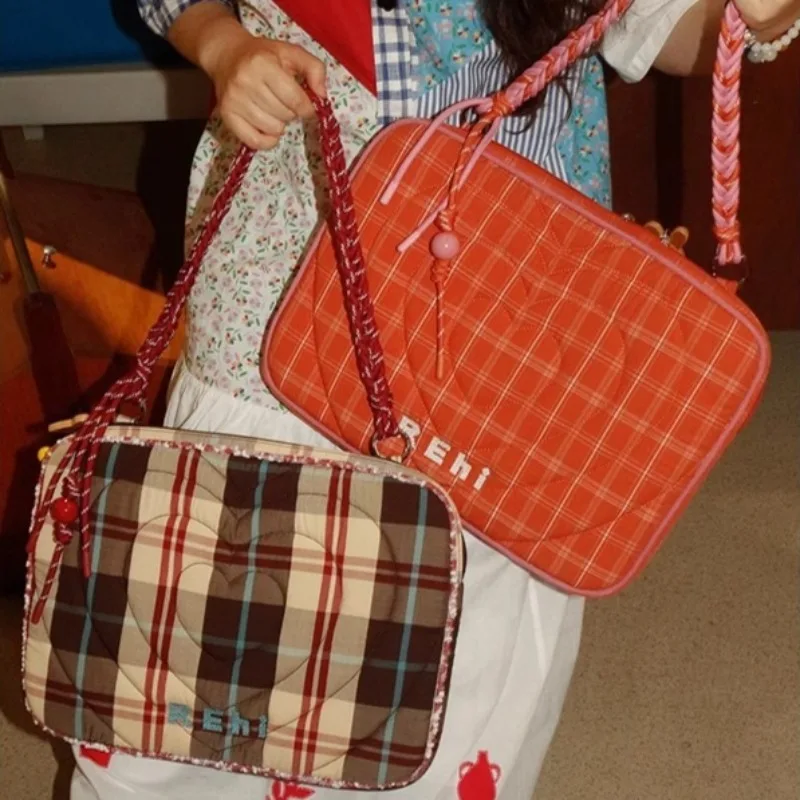 16-дюймовая сумка для ноутбука MacBook Pro, компьютерный чехол с забавным сердечком для Xiaomi Huawei, чехол для ноутбука, портативная сумка, портфель
16-дюймовая сумка для ноутбука MacBook Pro, компьютерный чехол с забавным сердечком для Xiaomi Huawei, чехол для ноутбука, портативная сумка, портфель