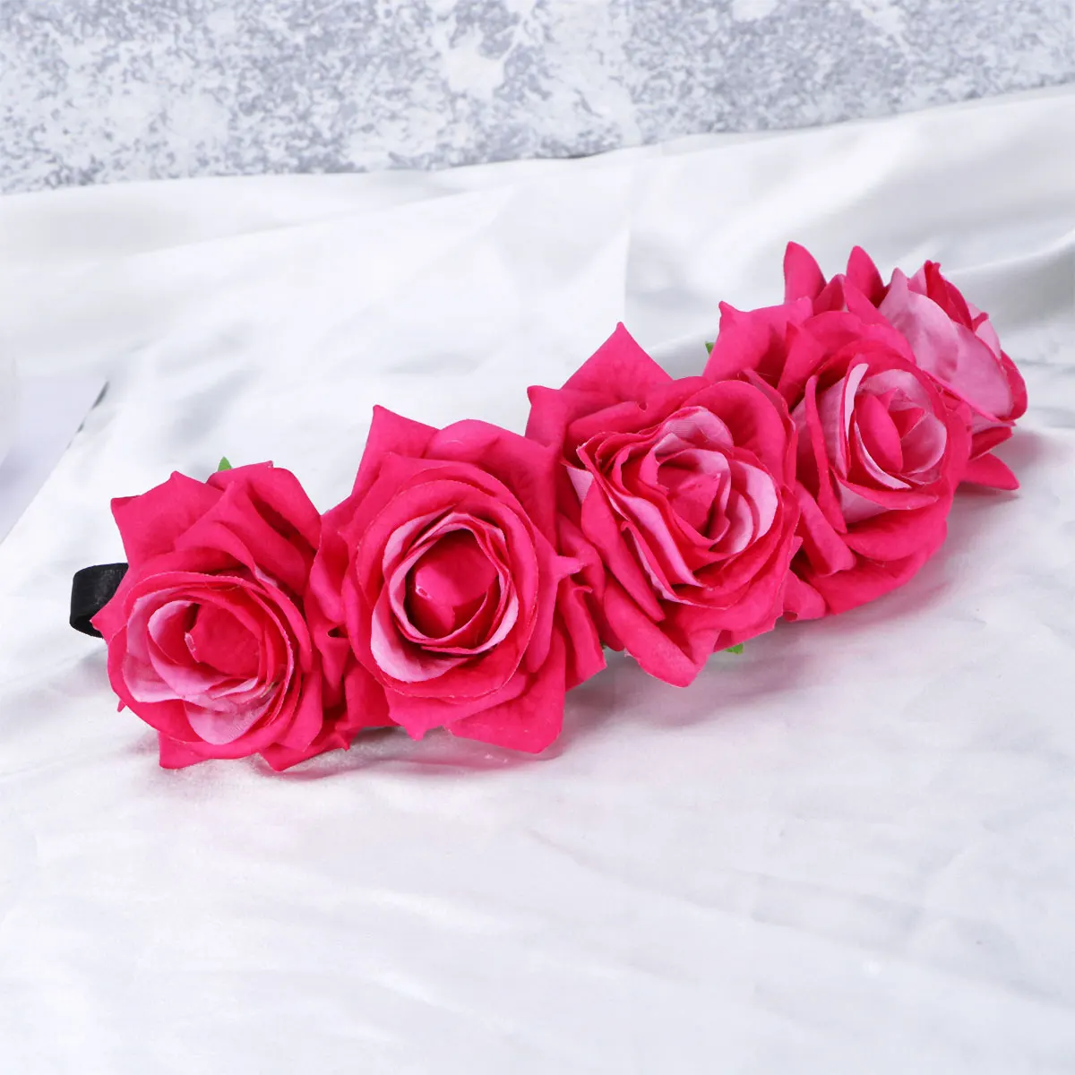 Rose Hairband Wreath Elegant Floral Headpiece Wedding Party Bridal Artificial Rose Headdress Garland Accessories Hair Tool
Rose Hairband Wreath Elegant Floral Headpiece Wedding Party Bridal Artificial Rose Headdress Garland Accessories Hair Tool