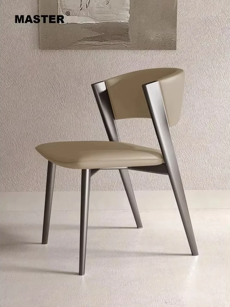 Italian luxury dining chair Furniture designer model room dresser semi-arc armchair modern minimalist home dining room chair
Italian luxury dining chair Furniture designer model room dresser semi-arc armchair modern minimalist home dining room chair
