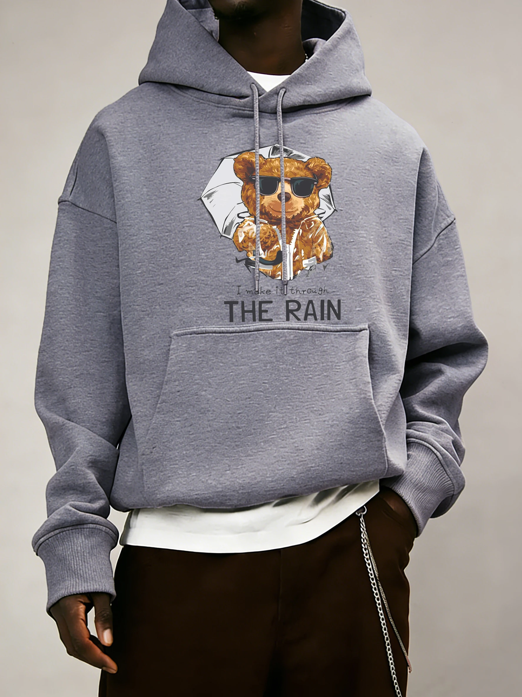 Мужские базовые толстовки с принтом медведя «I Make It Through The Rain», универсальный повседневный топ, осенний флисовый пуловер, свободная одежда с карманами
Мужские базовые толстовки с принтом медведя «I Make It Through The Rain», универсальный повседневный топ, осенний флисовый пуловер, свободная одежда с карманами