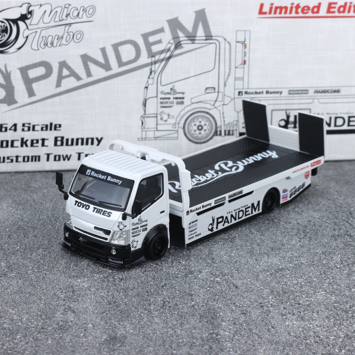 Micro Turbo 1:64 Fully Floor-Standing Flatbed Trailer Metallic White Color Diecast Model Car In 2025 Collection Gift
Micro Turbo 1:64 Fully Floor-Standing Flatbed Trailer Metallic White Color Diecast Model Car In 2025 Collection Gift