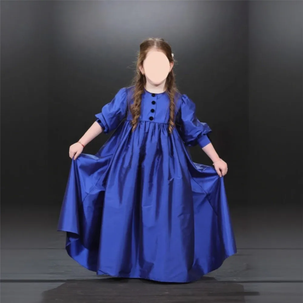 Customized Elegant Satin Flower Girl Wedding Dress Three Quarter Sleeves Button Puffy Kids Birthday Party First Communion Dress
Customized Elegant Satin Flower Girl Wedding Dress Three Quarter Sleeves Button Puffy Kids Birthday Party First Communion Dress