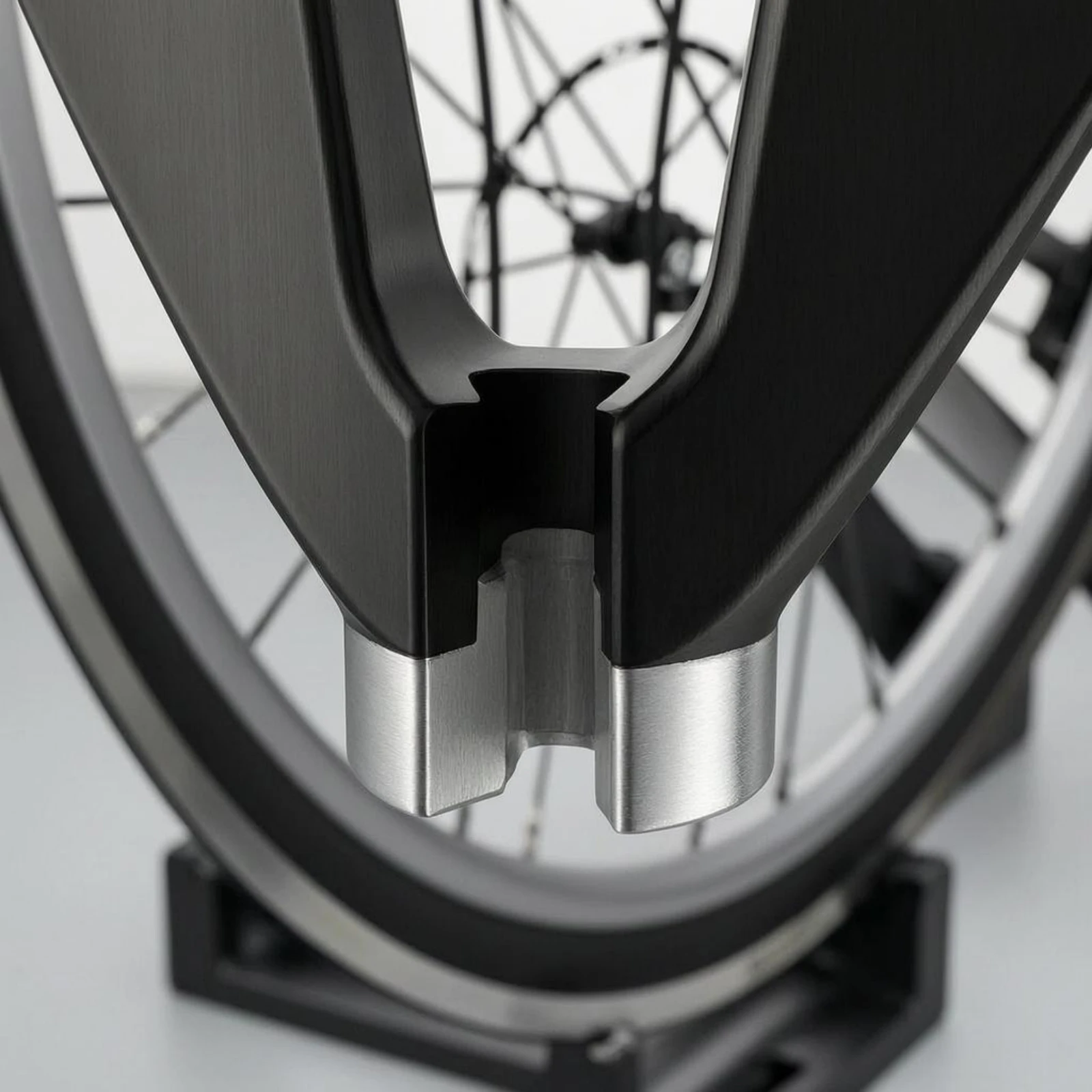 Bike Spoke Wrench Ergonomic Grip Wheel Truing Tool Rim Truing Tool Easy to Use Cycling Accessory Portable
Bike Spoke Wrench Ergonomic Grip Wheel Truing Tool Rim Truing Tool Easy to Use Cycling Accessory Portable